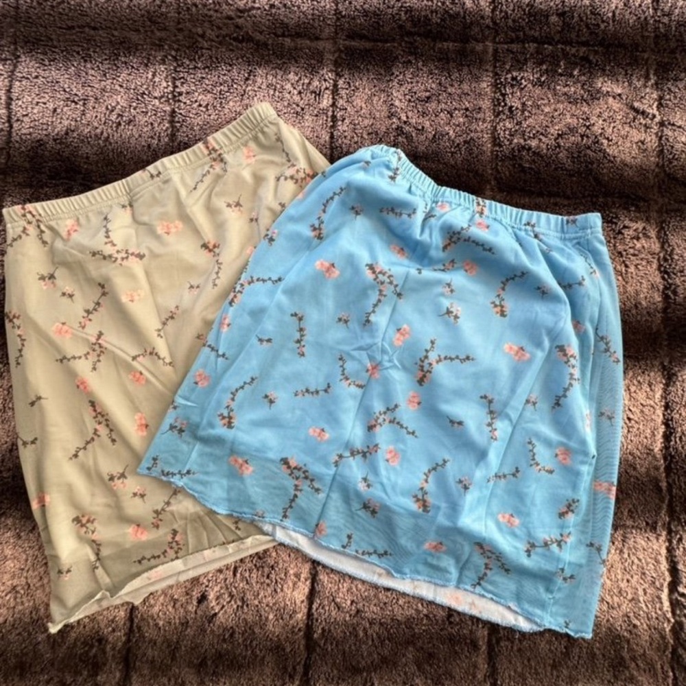 #5 (2) Lined High Waist ladies Floral Mini Skirt